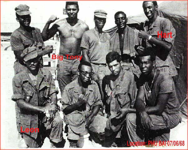 leon_brown02